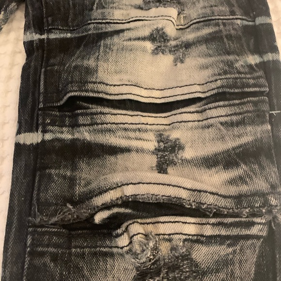 Golden Denim Stonewashed/Distressed Jeans - Picture 5 of 12